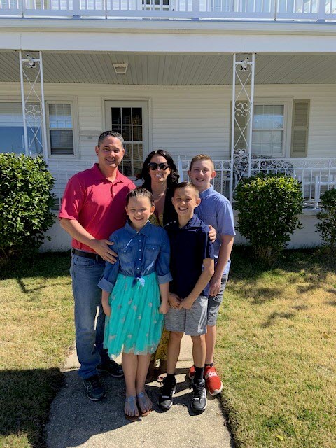 Captn Chuckys Yarley Owners Parson's